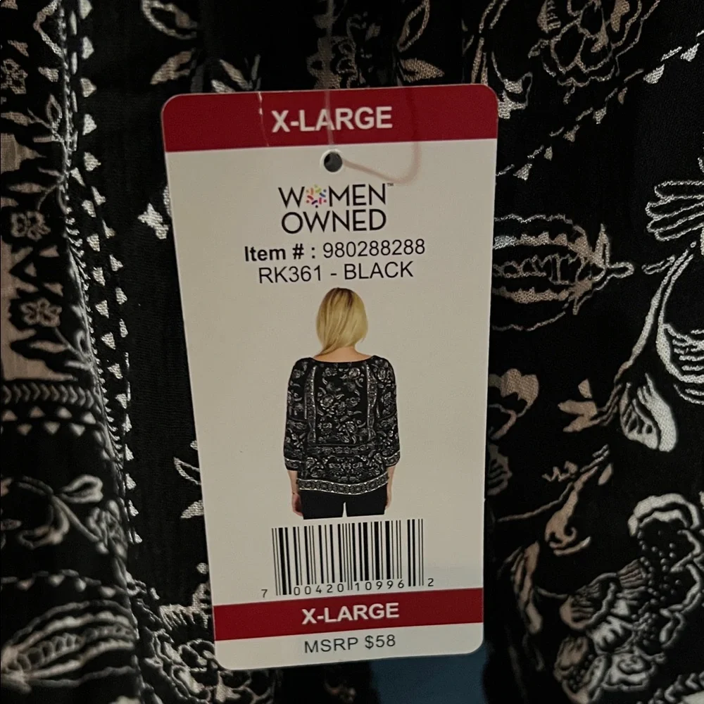 Bila Black and White Floral Blouse - Picture 5 of 5